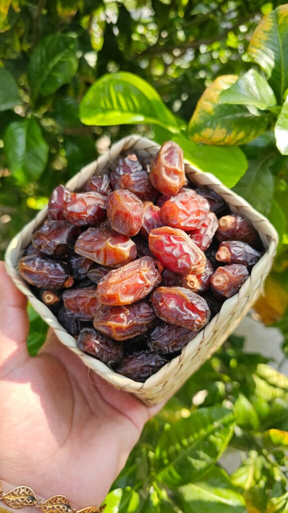 خرما خاصویی خانم خرما